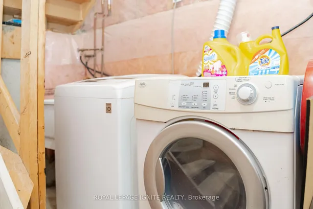 Additional property image - 1480 Britannia Rd Unit 14