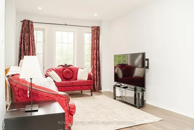 Additional property image - 1480 Britannia Rd Unit 14