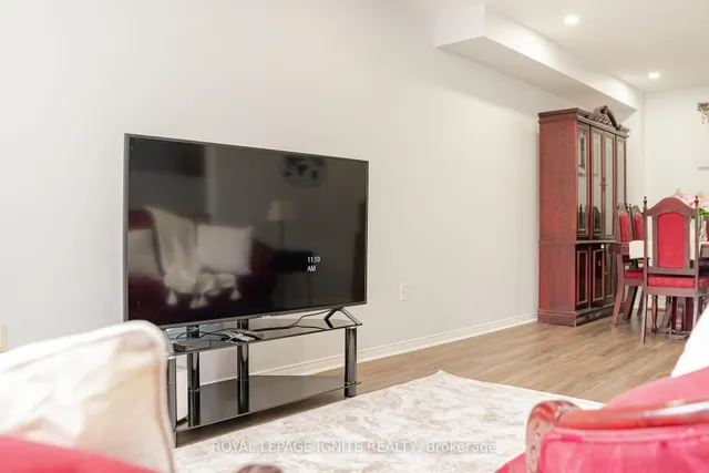 Additional property image - 1480 Britannia Rd Unit 14