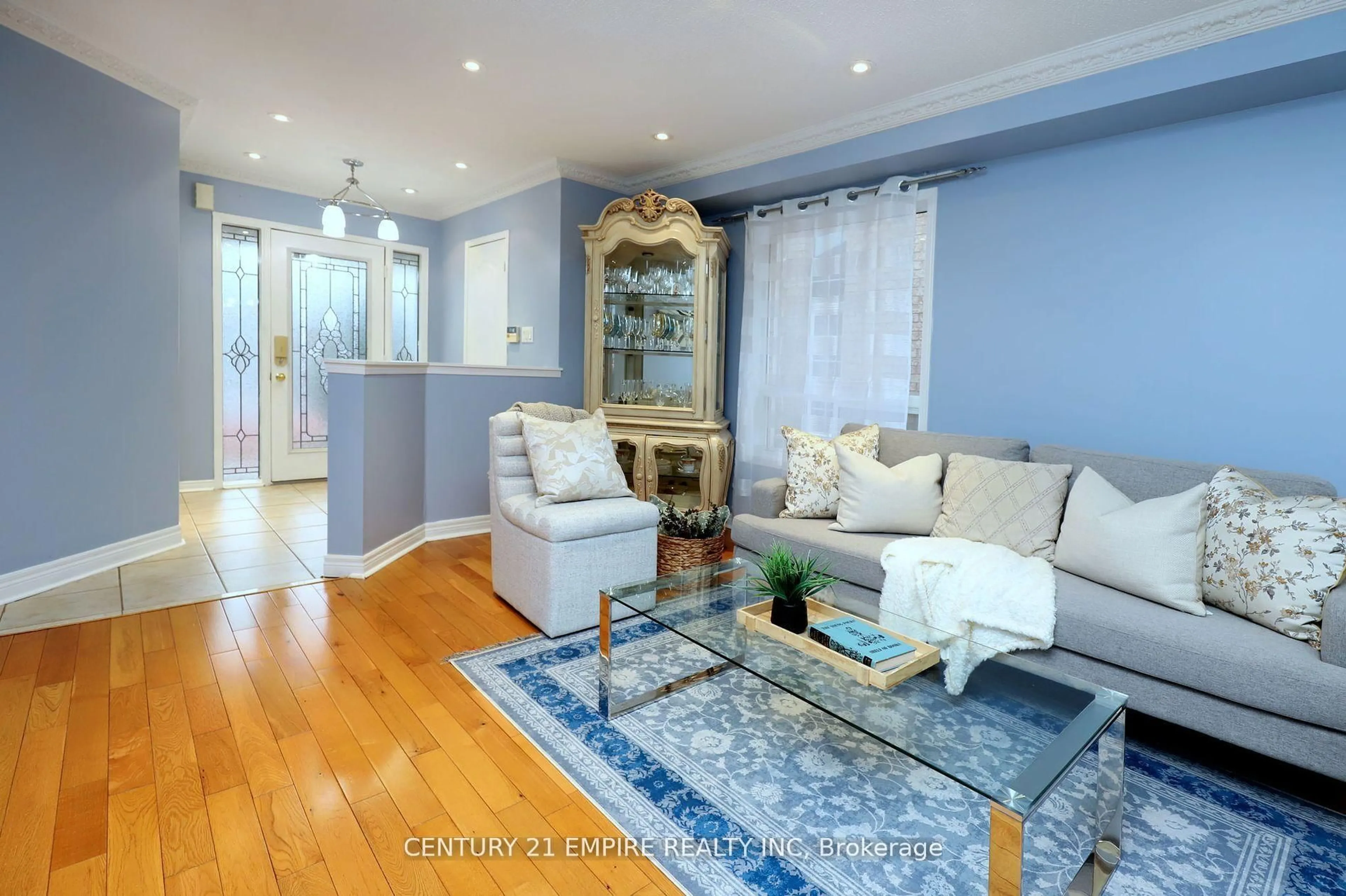 Living room with furniture, unknown for 21 Spencer Dr, Brampton Ontario L7A 2A2