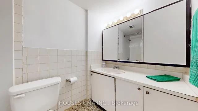 Additional property image - 15 La Rose Ave Unit 216