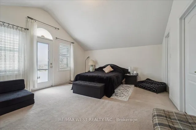 Additional property image - 28 Showboat Cres