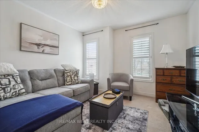 Additional property image - 28 Showboat Cres