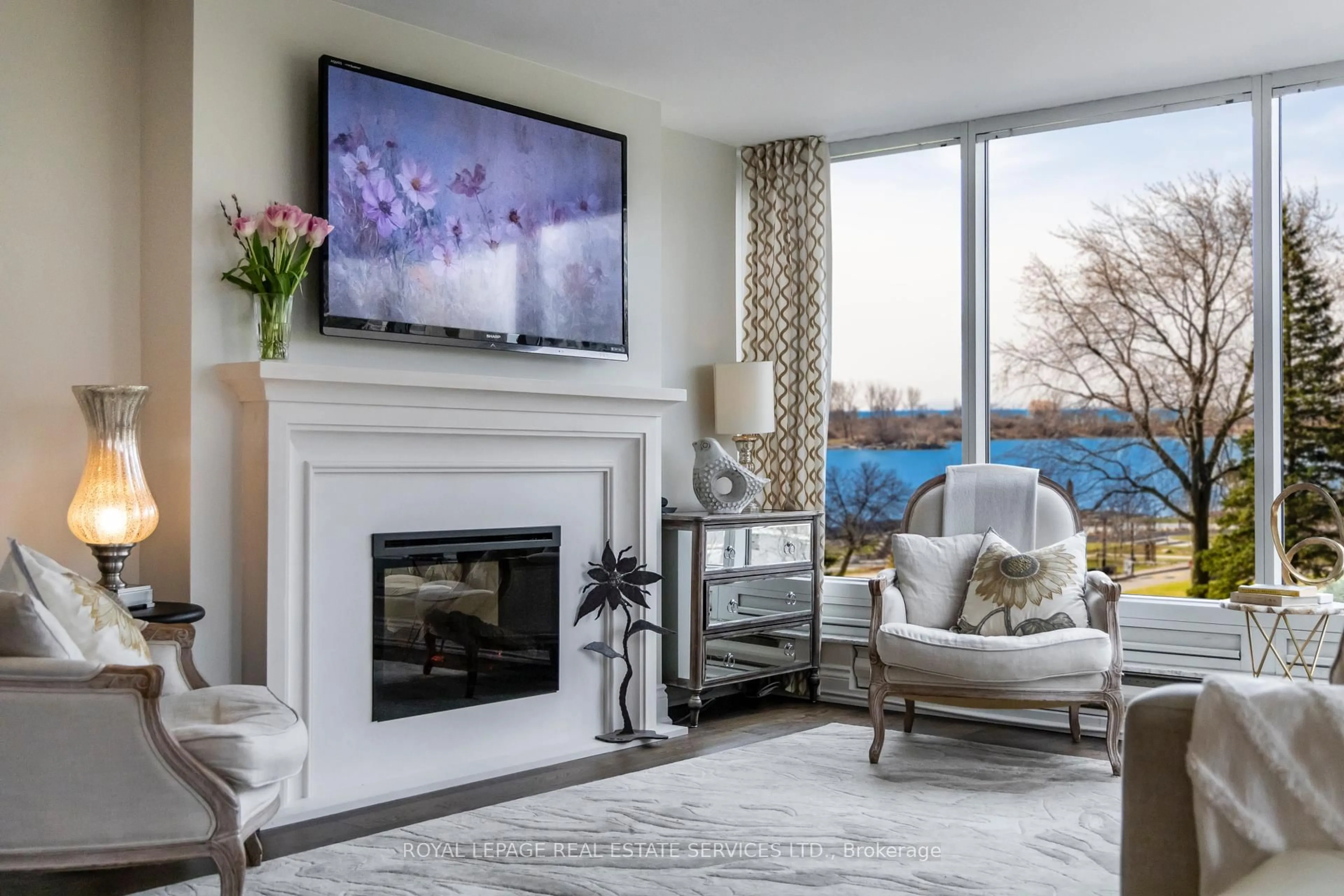 Living room with furniture, unknown for 1 Palace Pier Crt #309, Toronto Ontario M8V 3W9