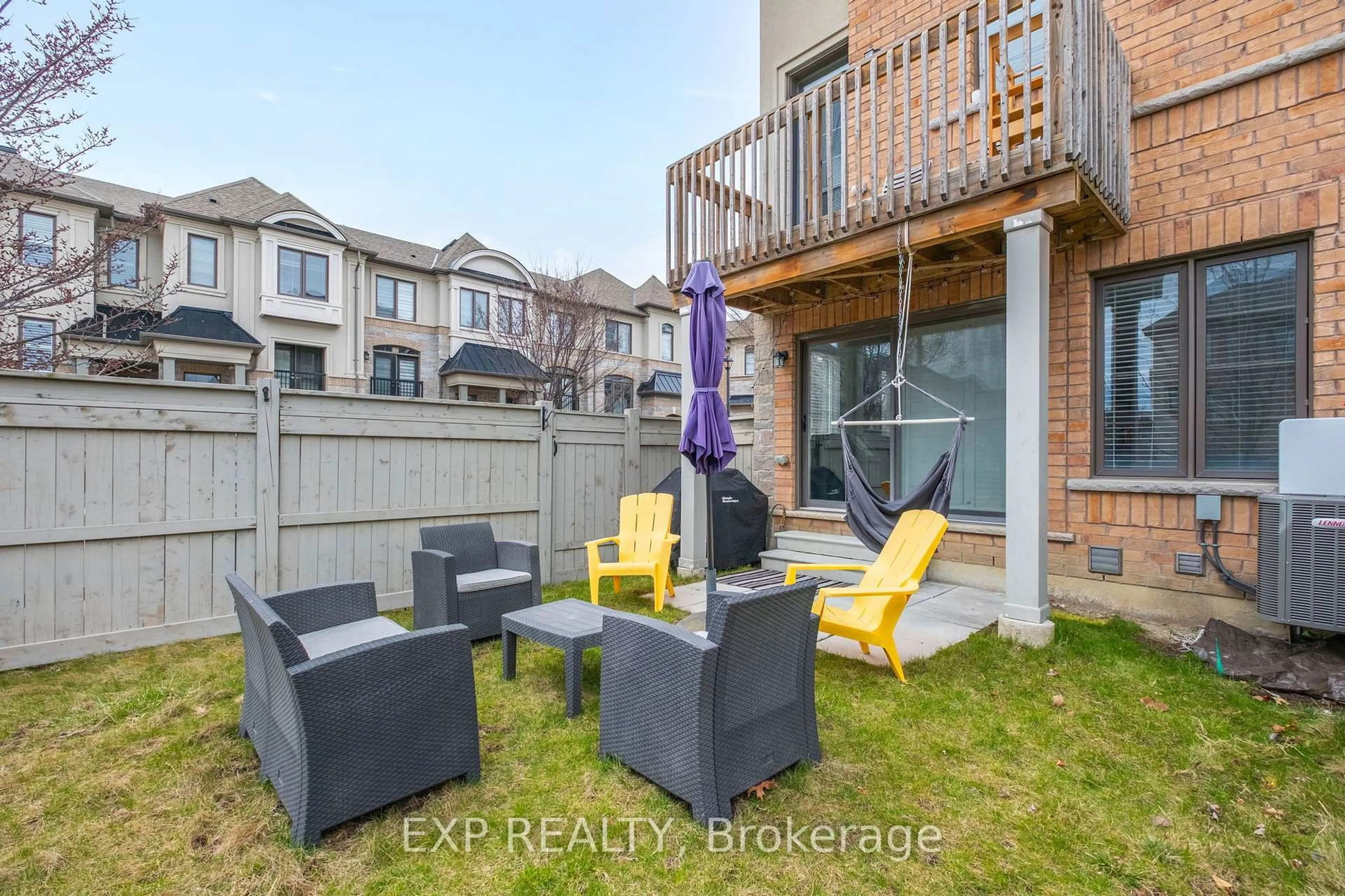 Patio, unknown for 607 Mermaid Cres, Mississauga Ontario L5G 0B3