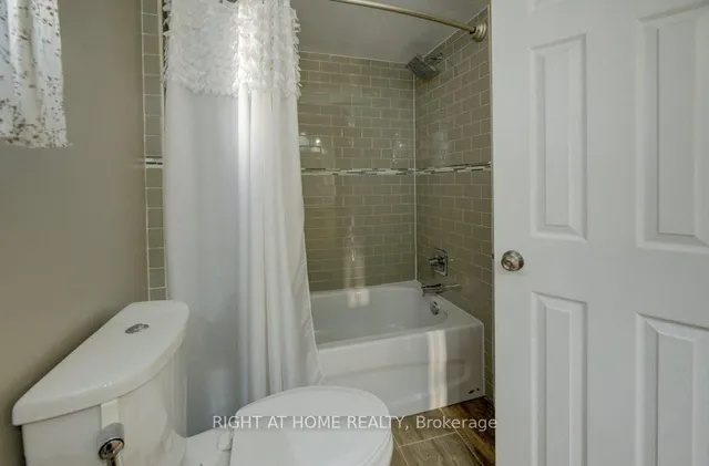 Additional image 28 of 34 Langston Dr