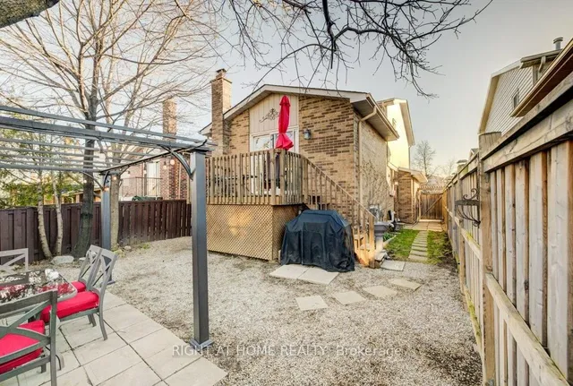 Additional image 16 of 34 Langston Dr