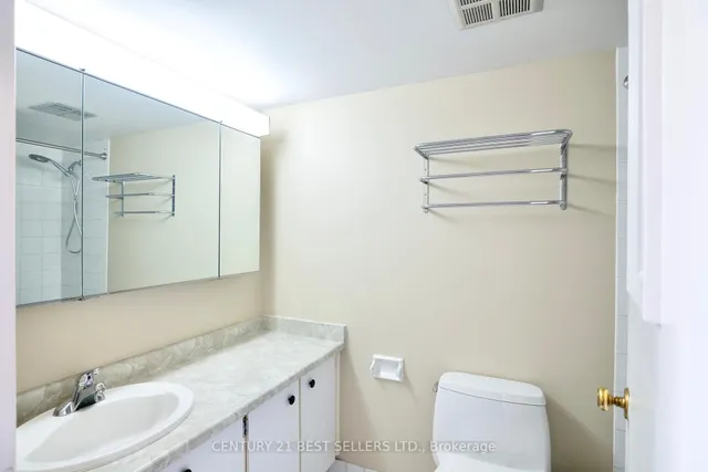 Additional property image - 3650 Kaneff Cres Unit 1803