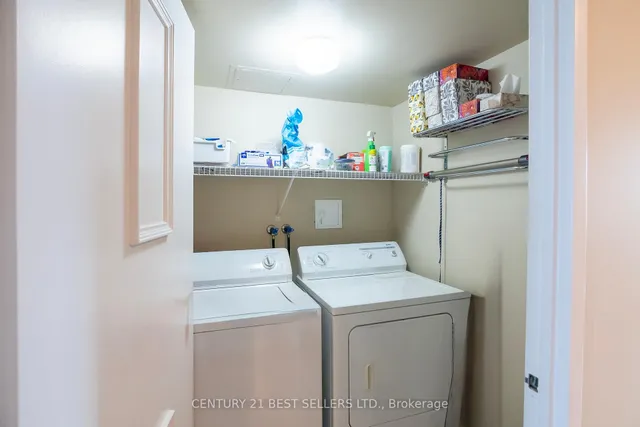 Additional property image - 3650 Kaneff Cres Unit 1803