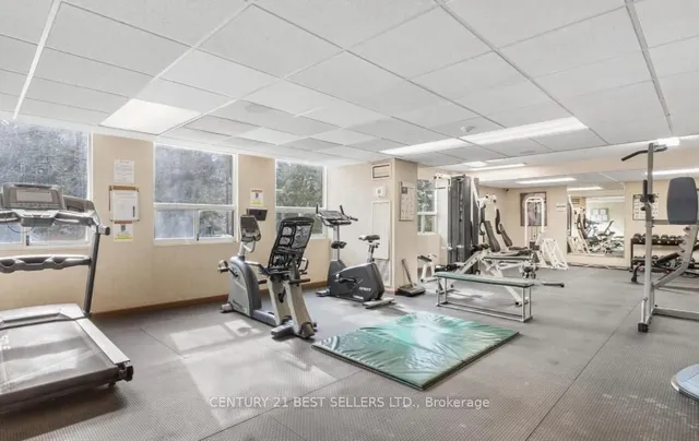 Additional property image - 3650 Kaneff Cres Unit 1803