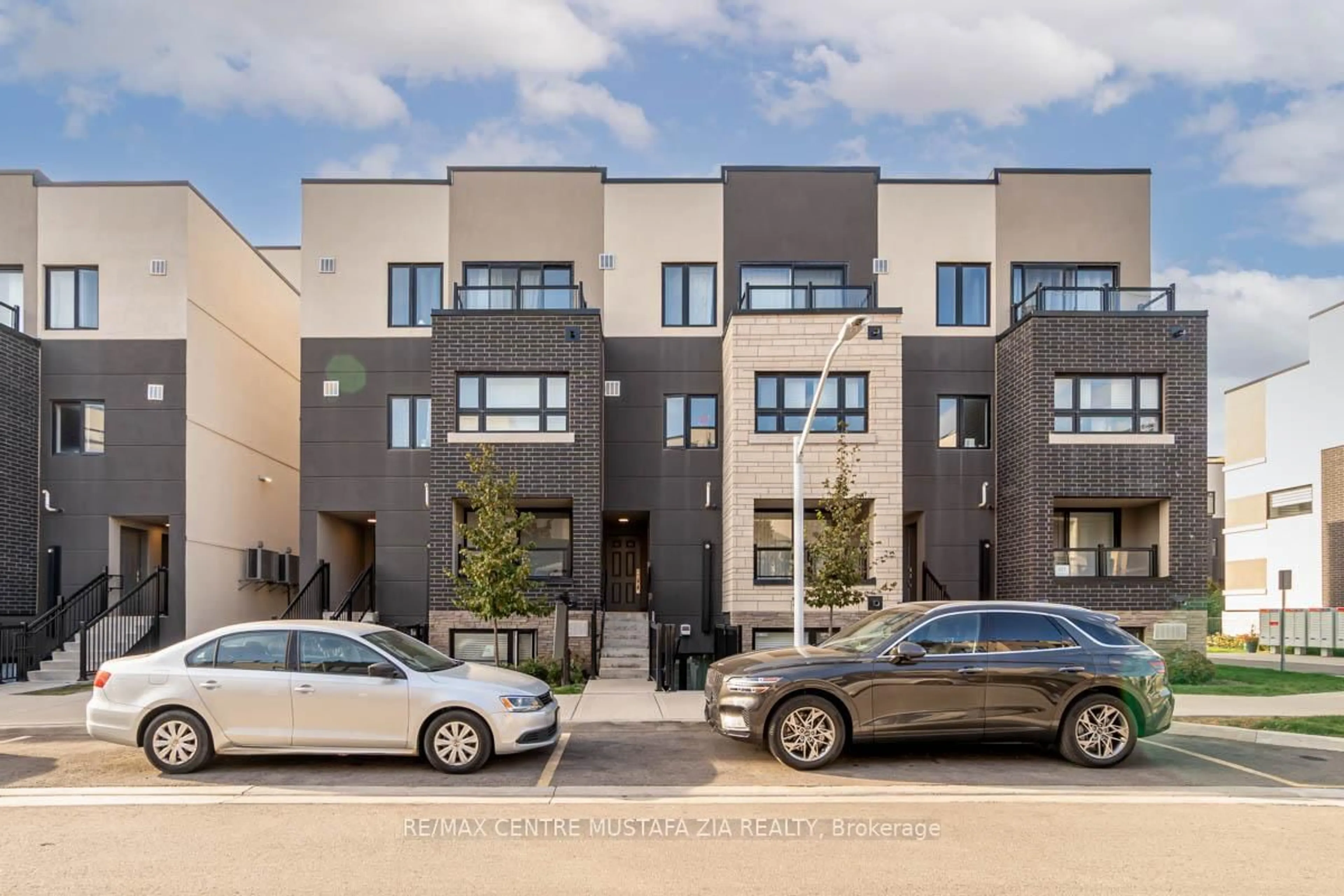 Unknown for 1129 Cooke Blvd #608, Burlington Ontario L7T 0C3