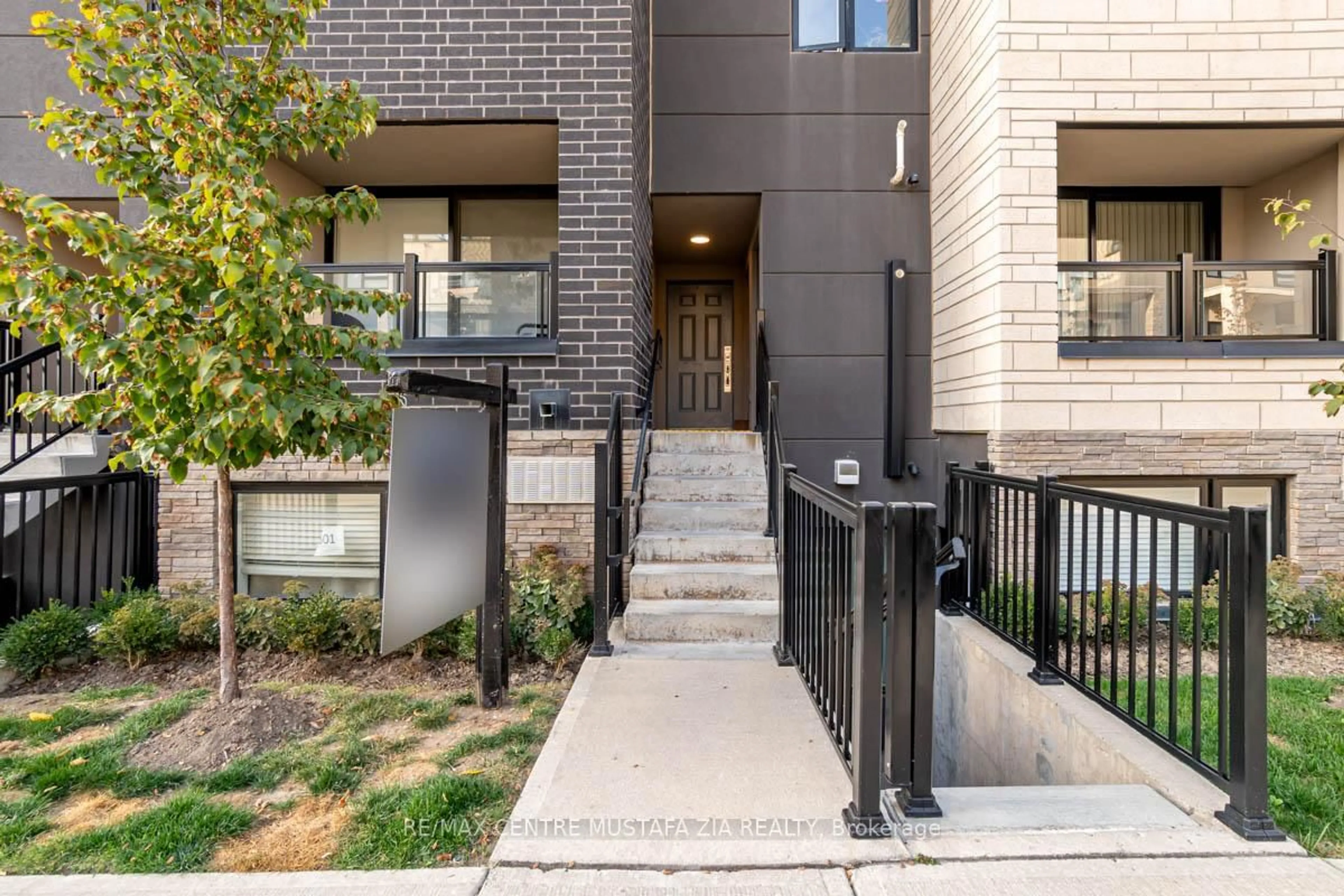 Unknown for 1129 Cooke Blvd #608, Burlington Ontario L7T 0C3