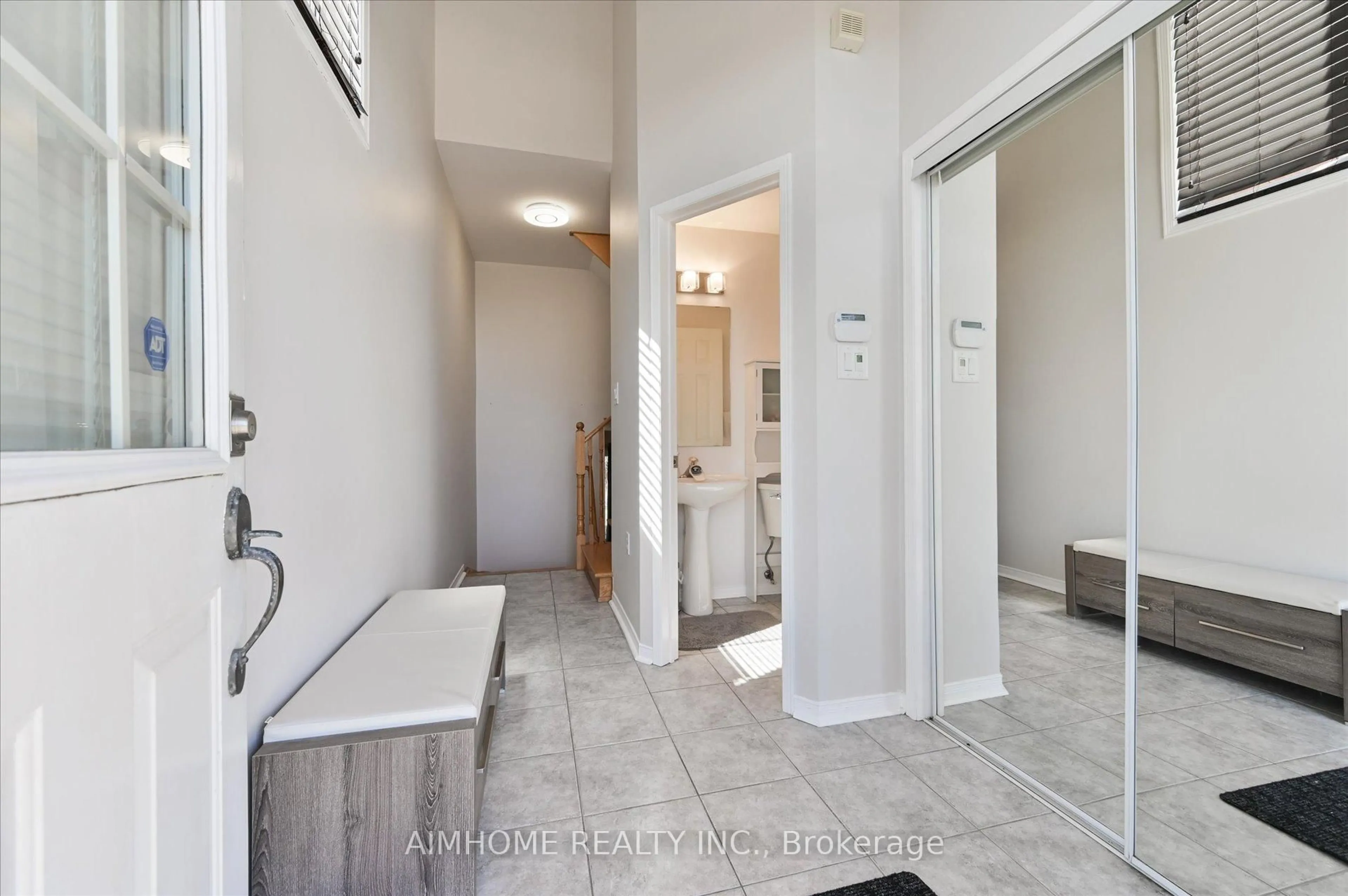 Unknown for 6599 Jazzy Mews, Mississauga Ontario L5W 1R9