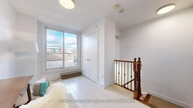 Additional property image - 220 Brandon Ave Unit TH 52