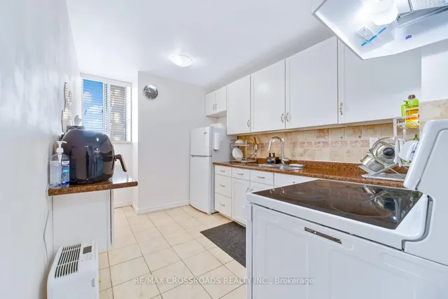 Additional property image - 340 Dixon Rd Unit 1208