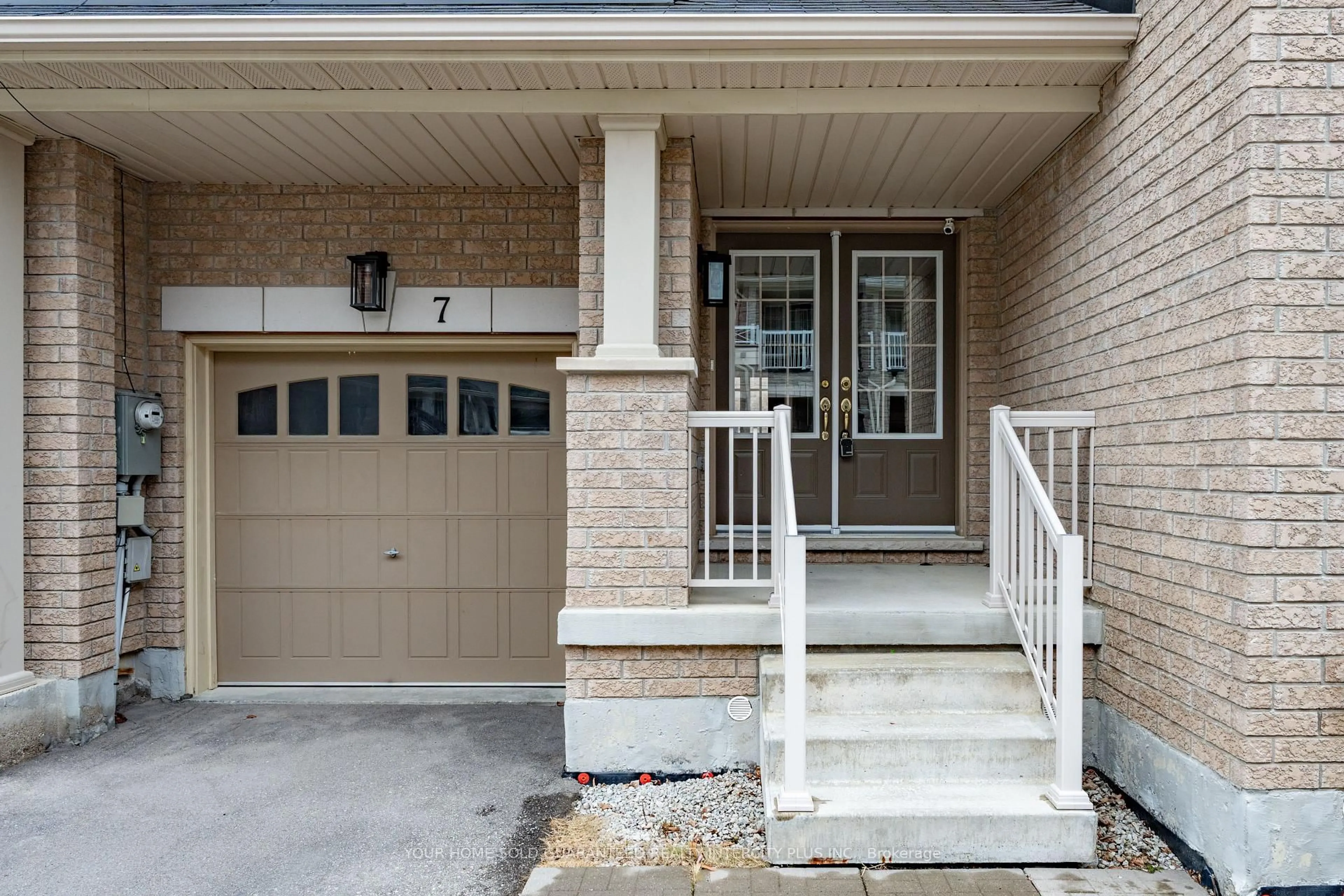 Home with brick exterior material, street for 7 Rabbit Run Way, Brampton Ontario L6Z 0B4