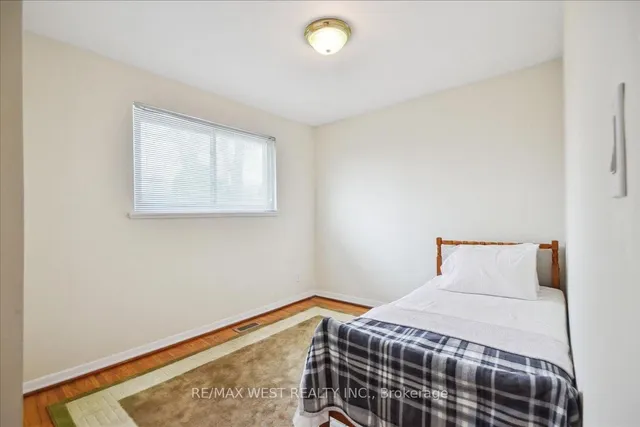 Additional property image - 78 Silverstone Dr