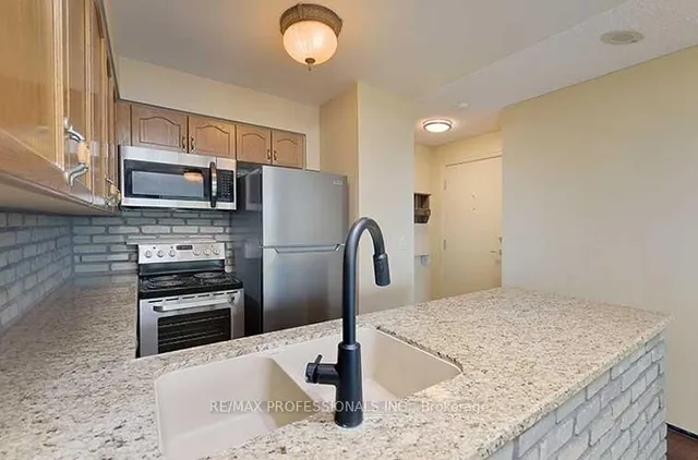 Additional image 16 of 2121 Lake Shore Blvd Unit 1203