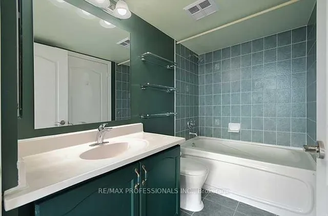 Additional image 11 of 2121 Lake Shore Blvd Unit 1203