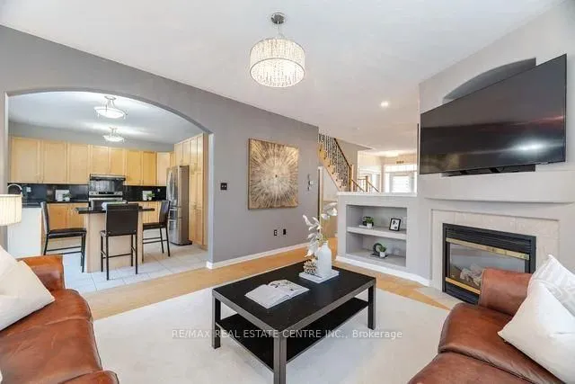 Additional image 32 of 643 Hamilton Cres