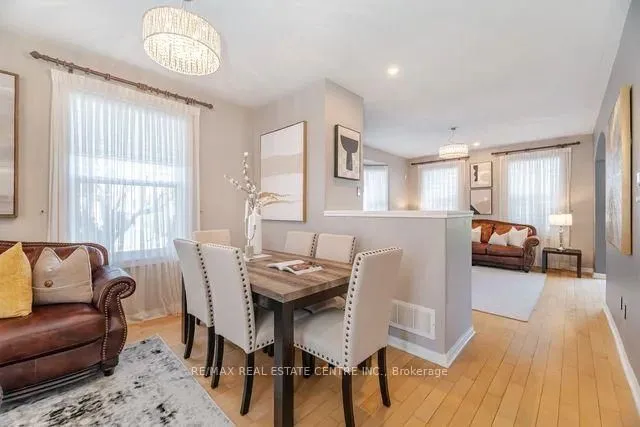 Additional image 36 of 643 Hamilton Cres