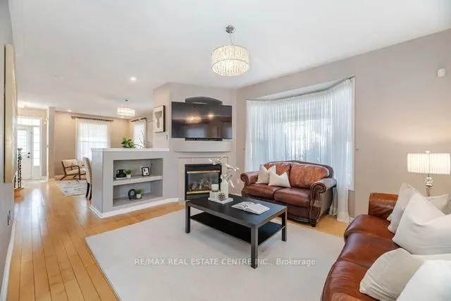 Additional image 35 of 643 Hamilton Cres