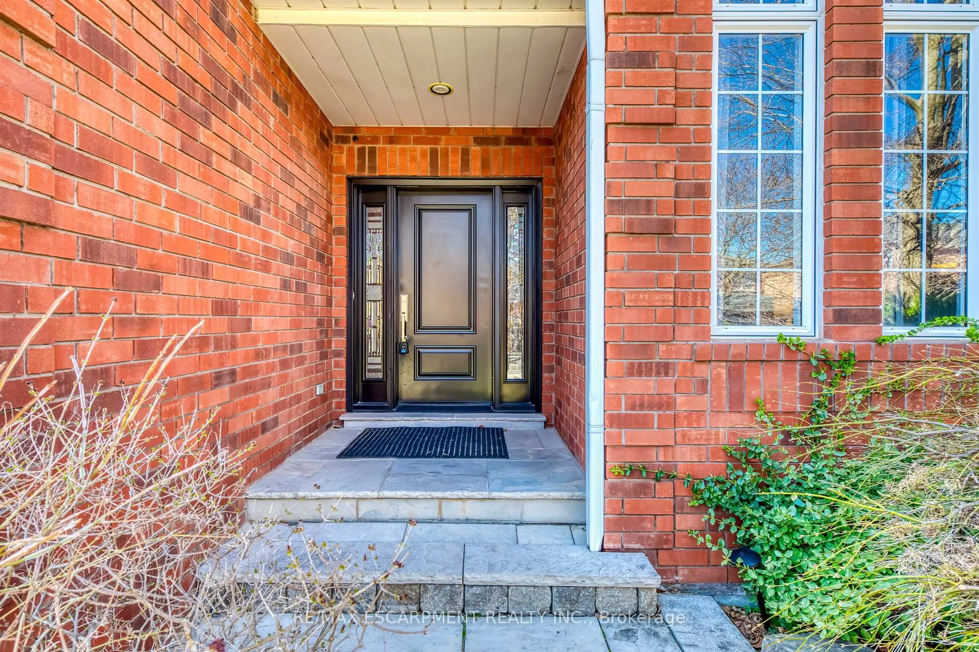 Unknown for 1185 Lindenrock Dr, Oakville Ontario L6H 6T5