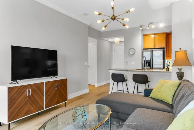 Additional property image - 2083 Lake shore Blvd Unit 809
