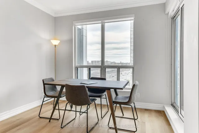 Additional property image - 2083 Lake shore Blvd Unit 809