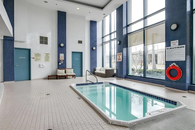 Additional property image - 2083 Lake shore Blvd Unit 809