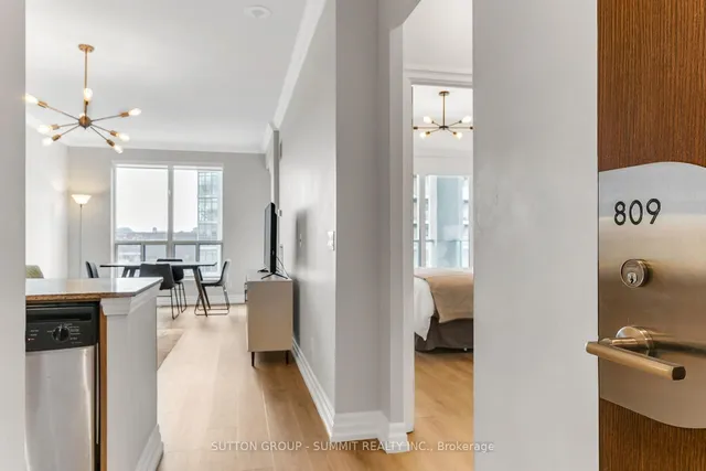 Additional property image - 2083 Lake shore Blvd Unit 809