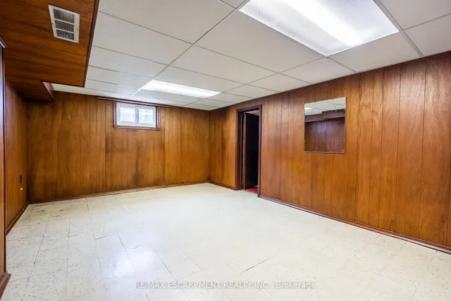 Additional property image - 1052 Joan Dr