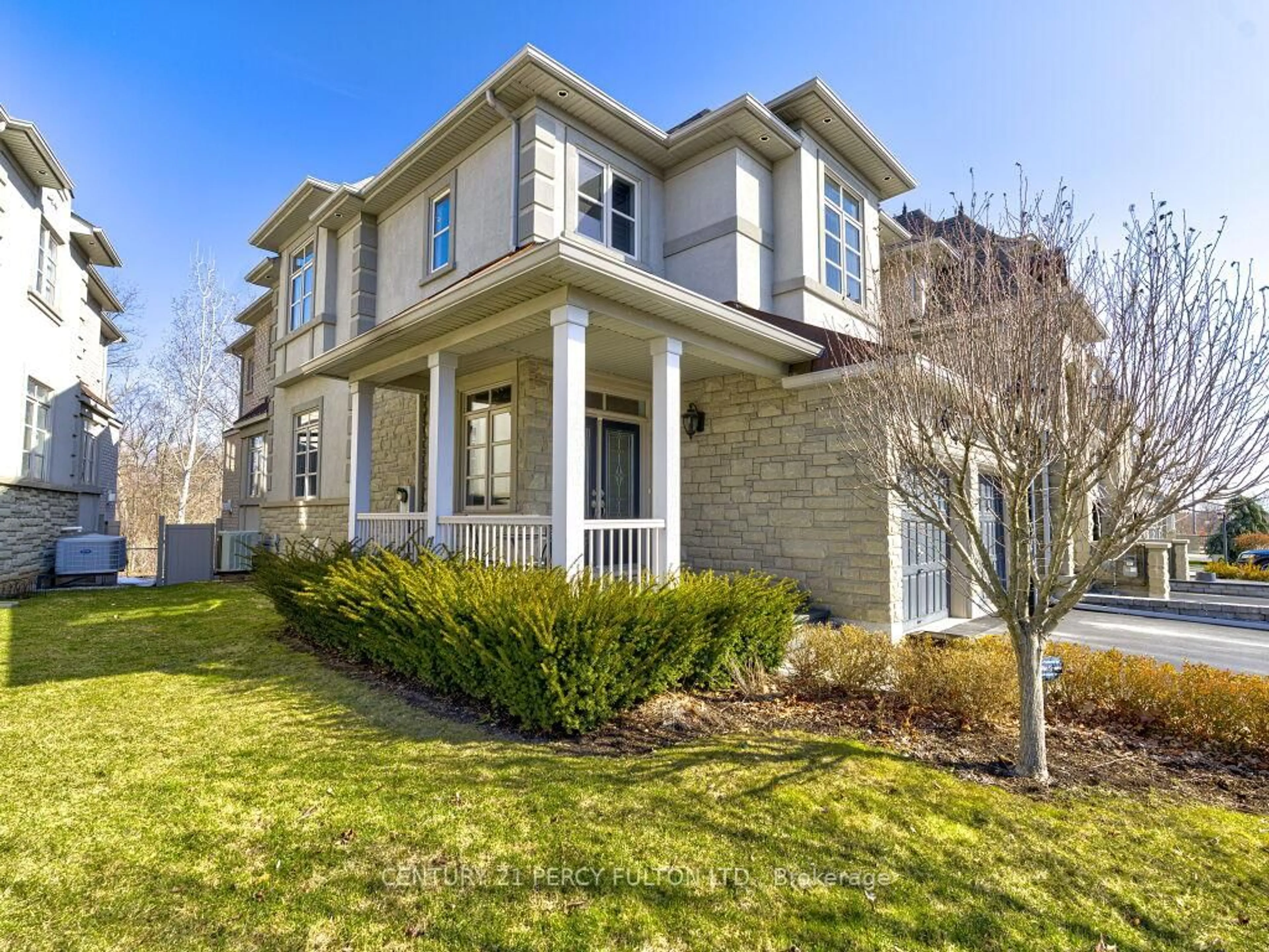 Home with brick exterior material, street for 3135 Watercliffe Crt, Oakville Ontario L6M 0K7