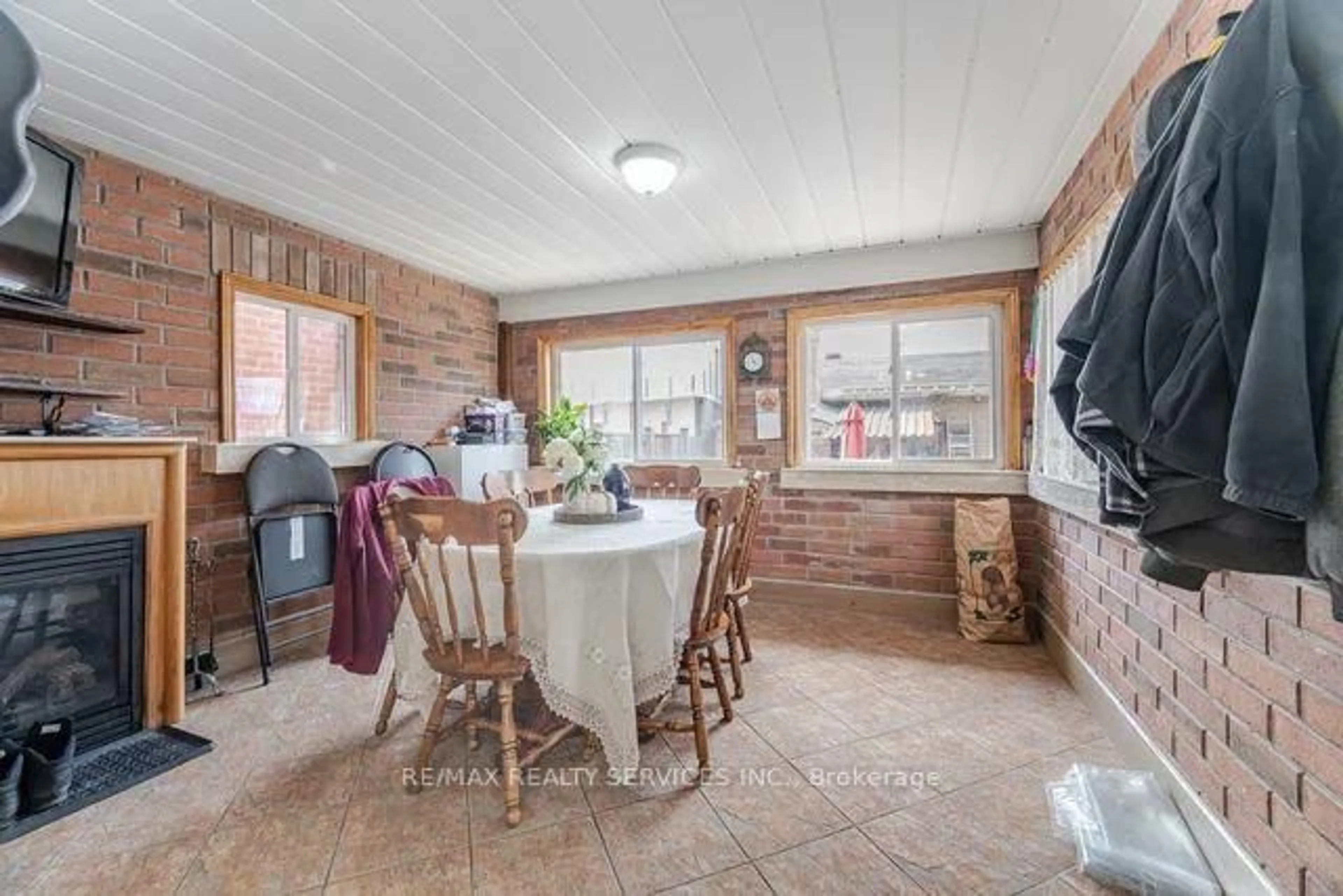 Dining room, ceramic/tile floor for 444 Maybank Ave, Toronto Ontario M6N 3S8
