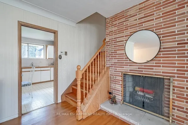 Additional property image - 363 East Side Cres