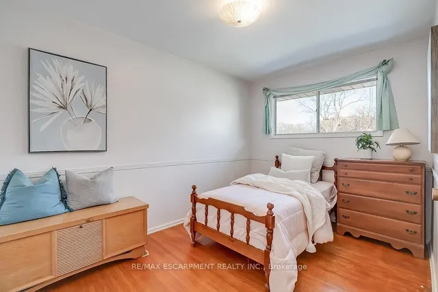 Additional property image - 363 East Side Cres