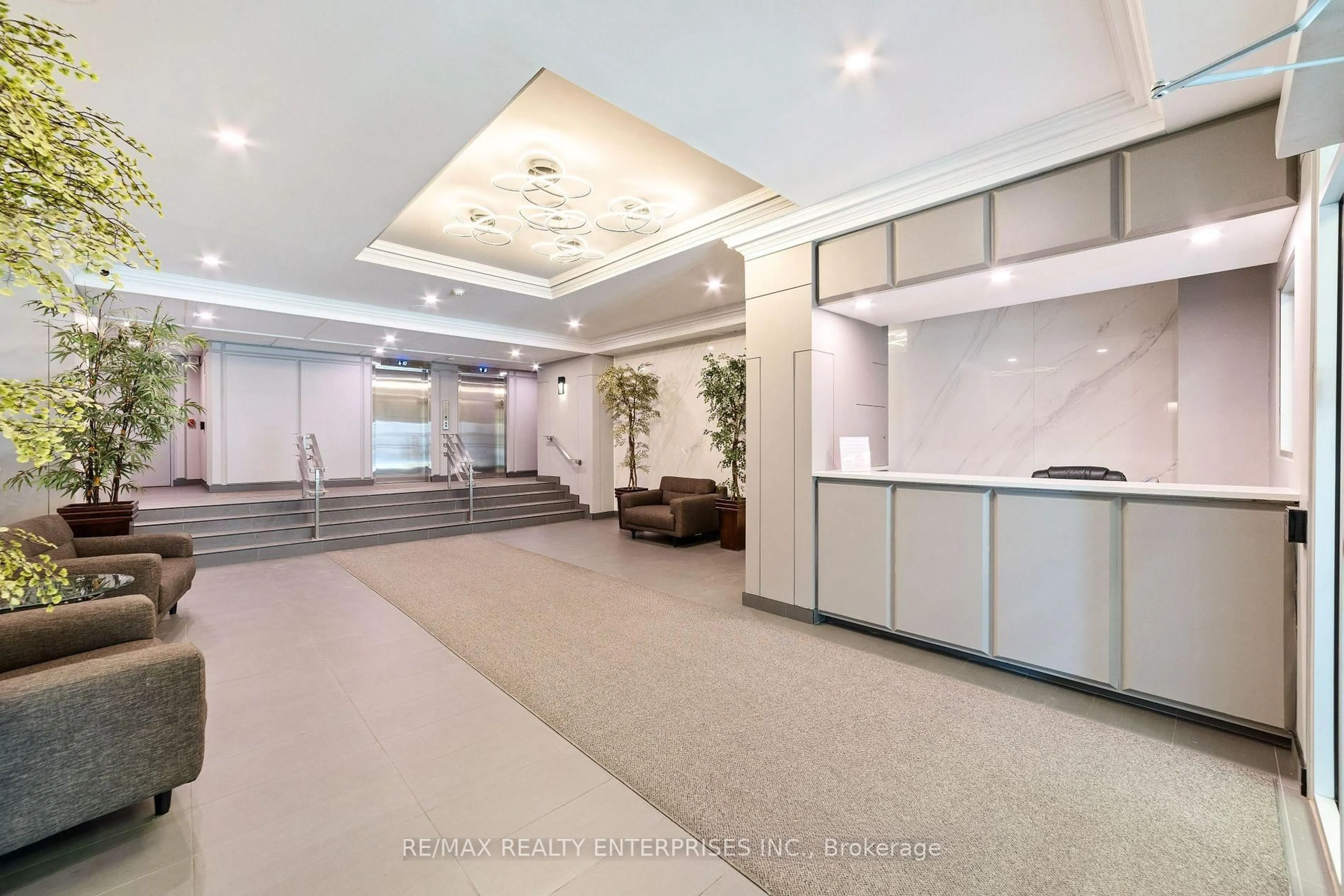 Lobby for 975 Warwick Crt #1402, Burlington Ontario L7T 3Z7