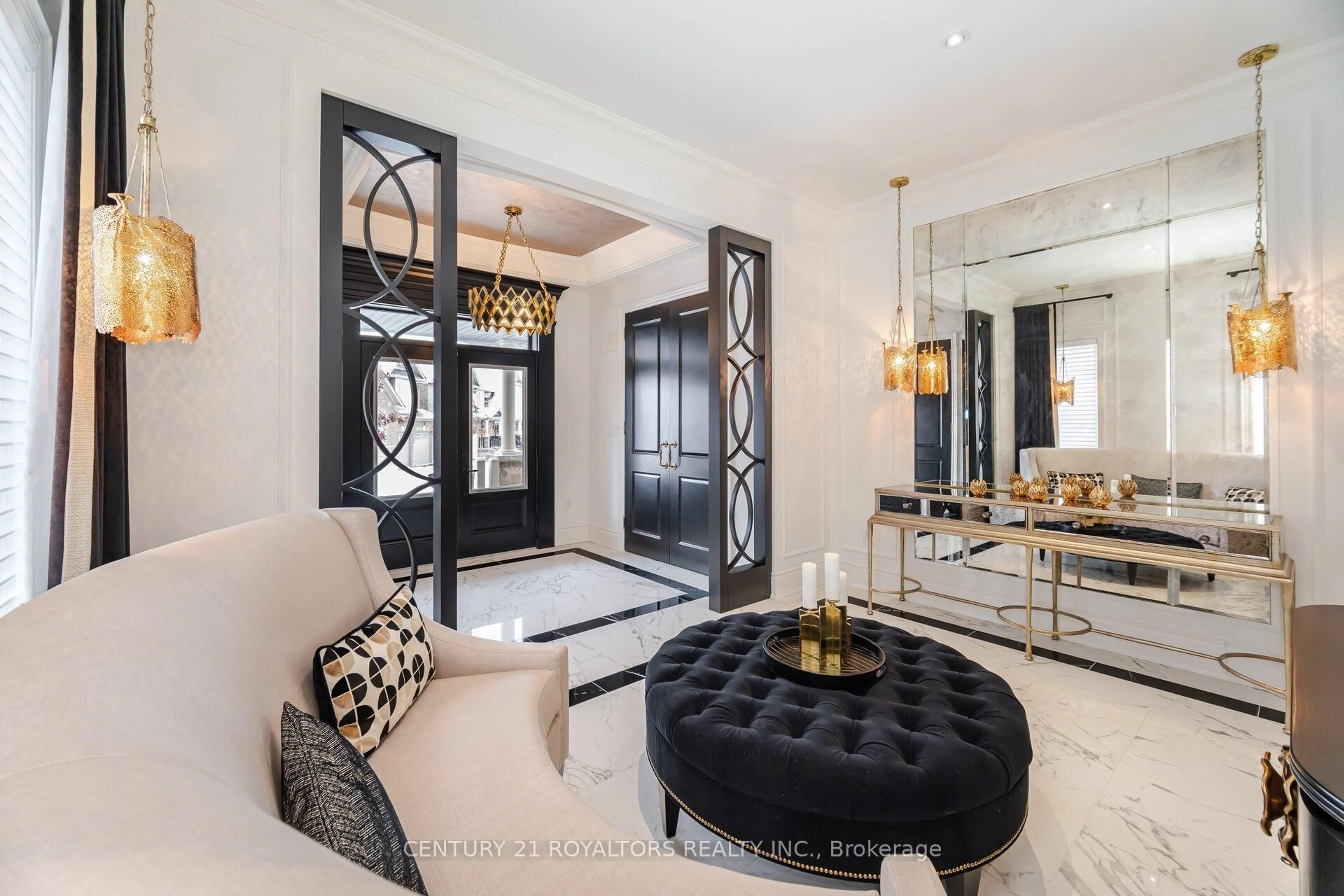 Indoor entryway for 43 Wishing Well Cres, Caledon Ontario L7C 1T9