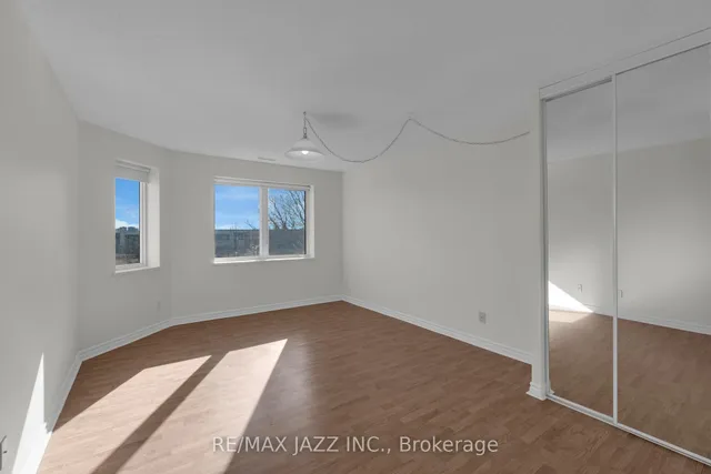 Additional property image - 7 Dayspring Circ Unit 304