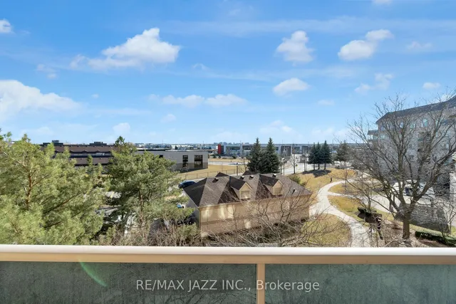 Additional property image - 7 Dayspring Circ Unit 304