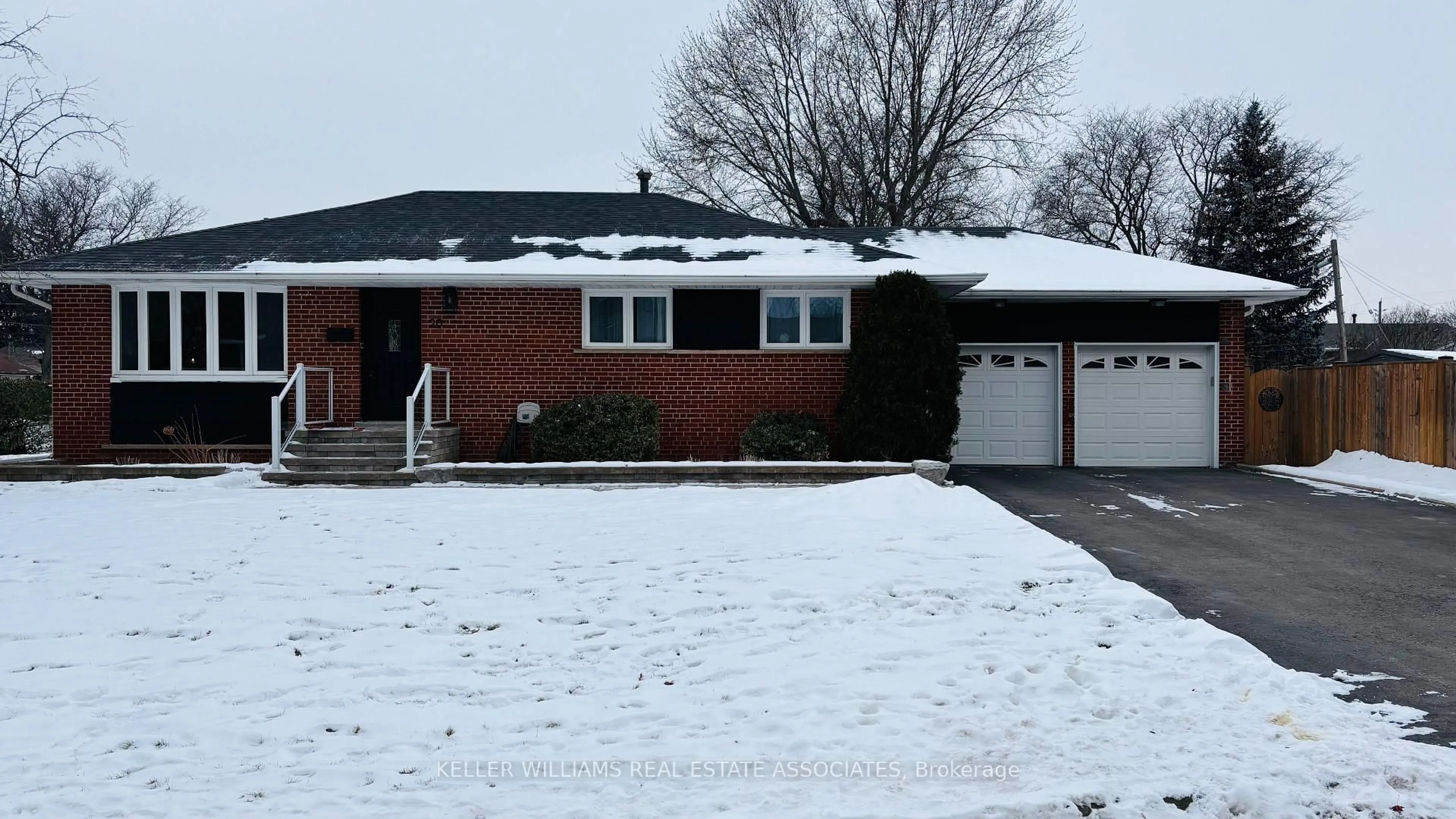 Home with brick exterior material, street for 20 Suburban Dr, Mississauga Ontario L5N 1G5