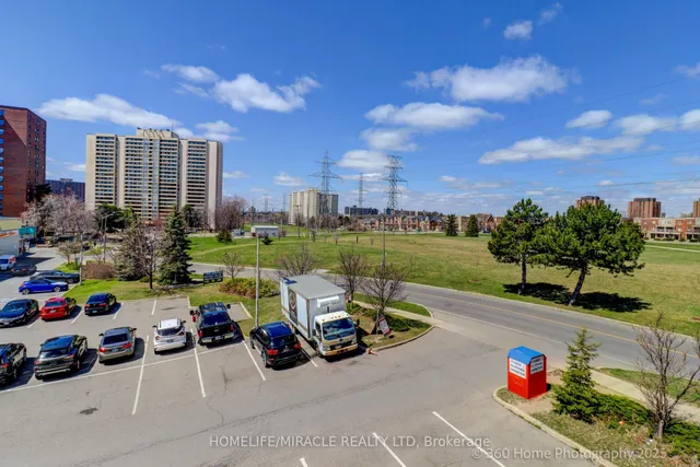 Additional property image - 37 Four Winds Dr Unit 8