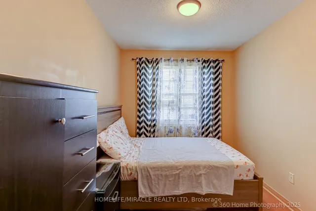 Additional property image - 37 Four Winds Dr Unit 8