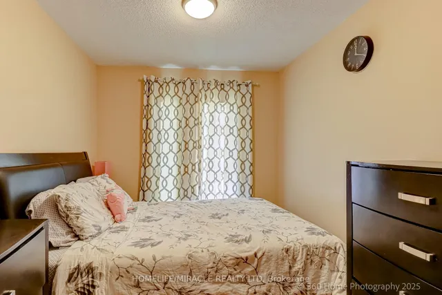Additional property image - 37 Four Winds Dr Unit 8