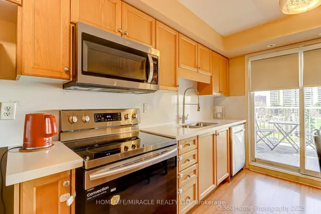 Additional property image - 37 Four Winds Dr Unit 8