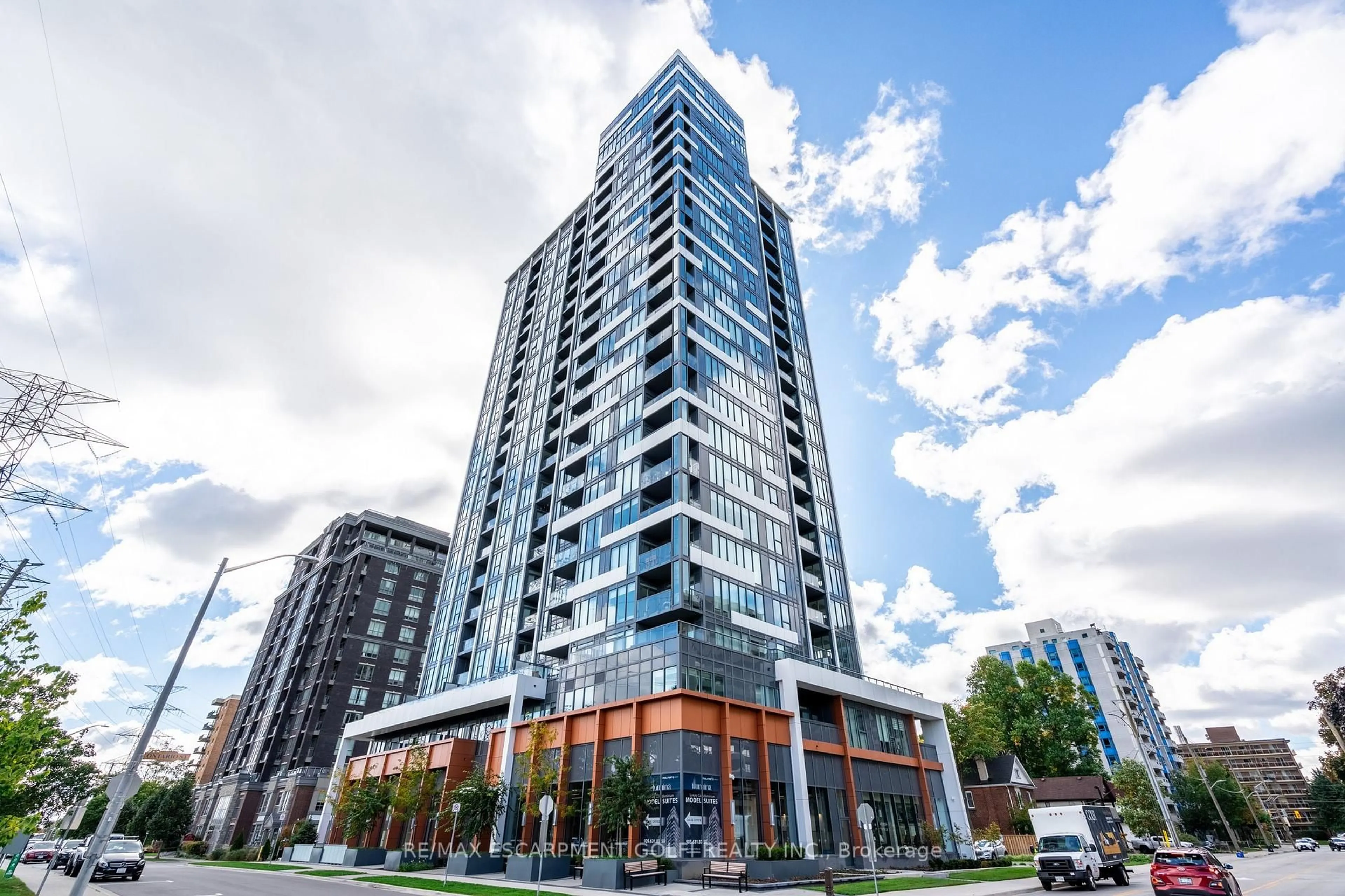 Unknown for 500 Brock Ave #206, Burlington Ontario L7S 0A5