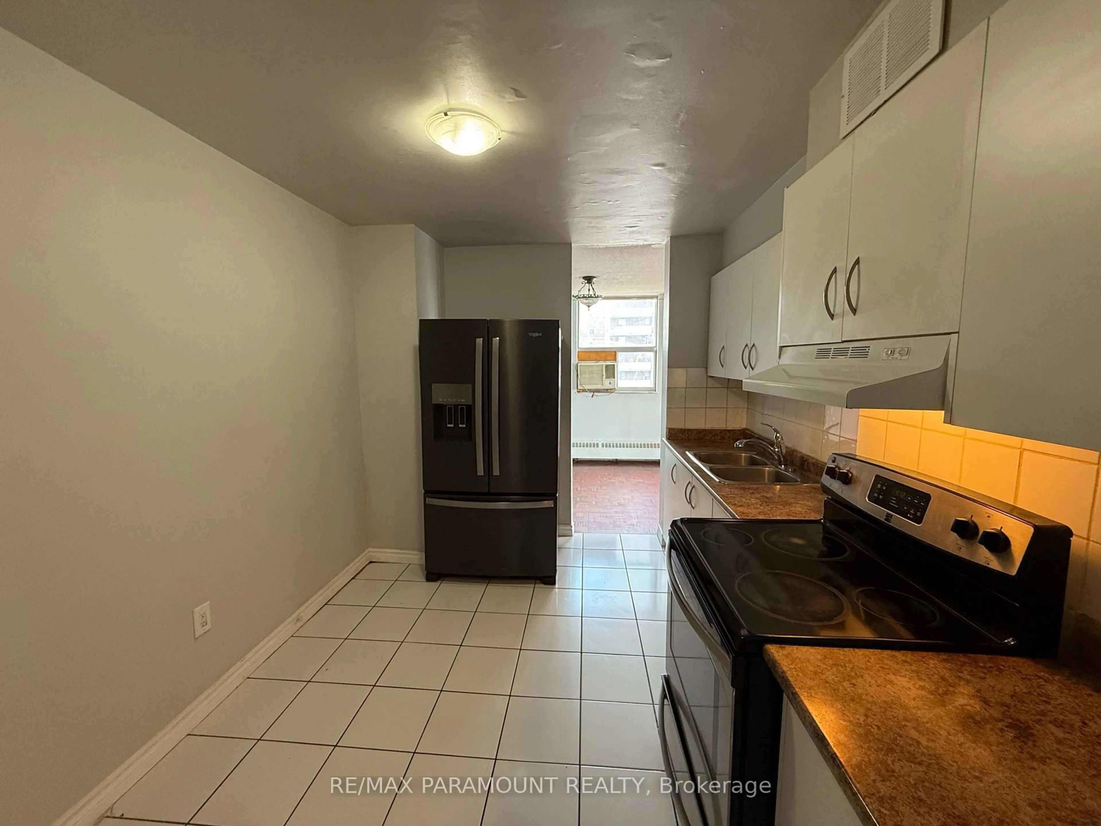 Standard kitchen, ceramic/tile floor for 2645 Kipling Ave #1010, Toronto Ontario M9V 3S6
