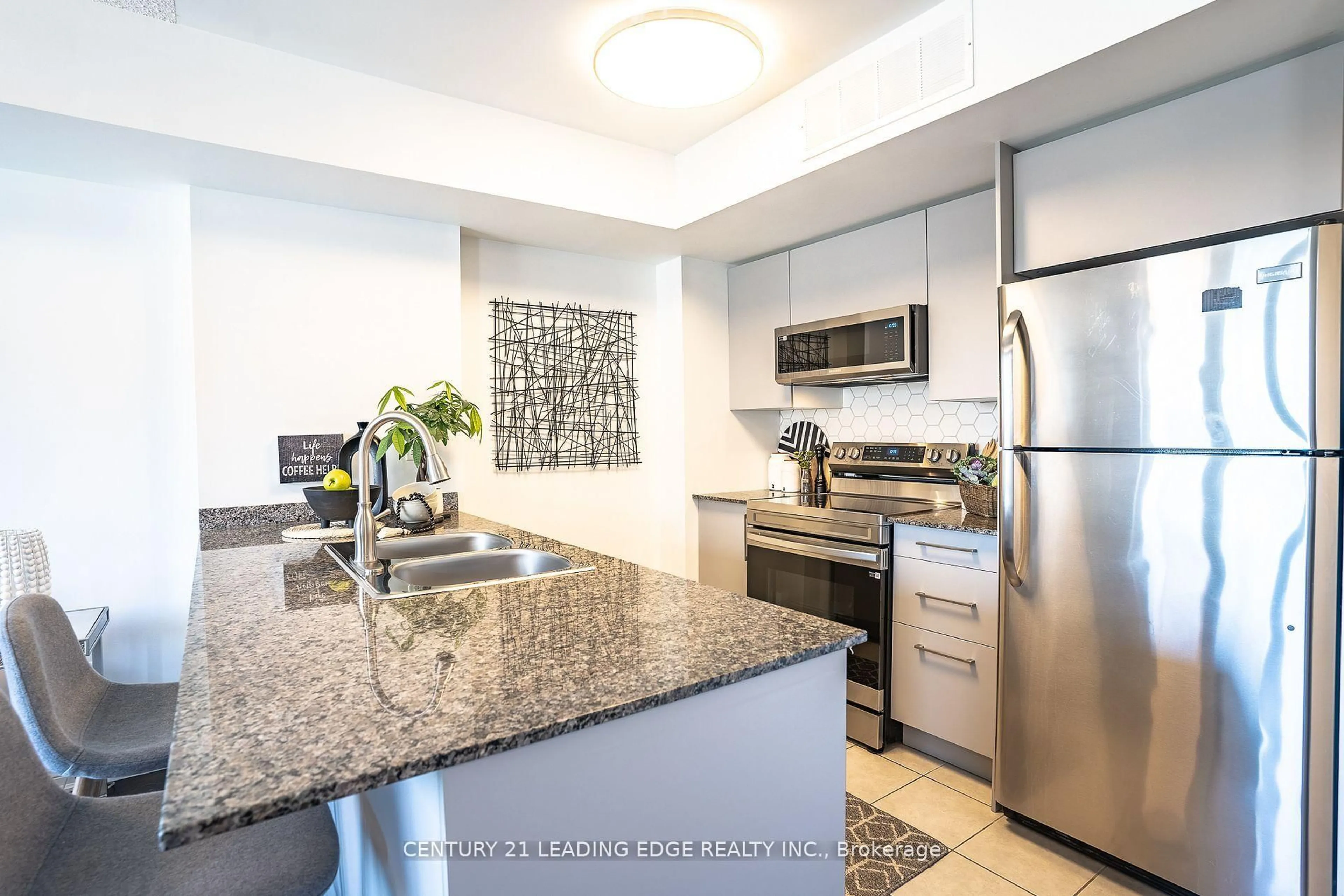 Unknown for 15 Foundry Ave #202, Toronto Ontario M6H 4H2