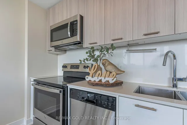 Additional property image - 180 Veterans Dr Unit 510