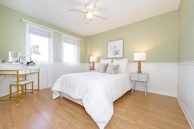 Additional property image - 2485 Newport St